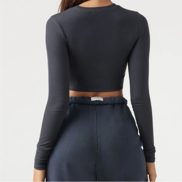 Joah Brown Cropped Crew Neck Top Long Sleeeve In Black Size Medium - Picture 3 of 9